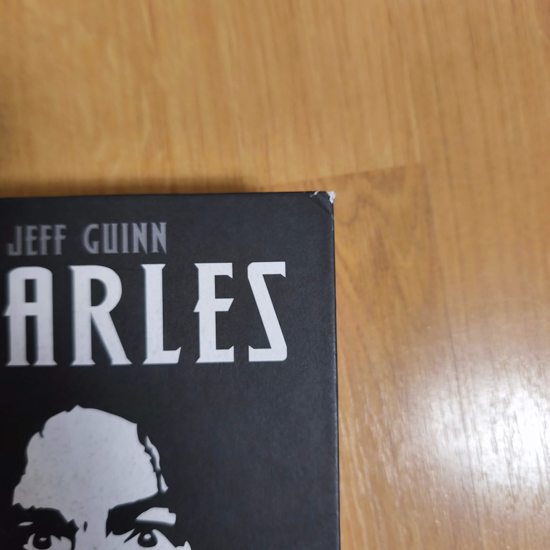 Charles Manson: Život a doba: Jeff Guinn - Obrázek 2